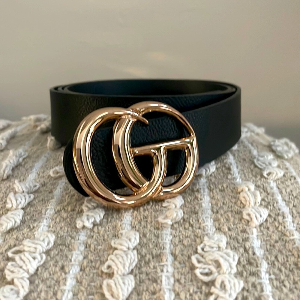 Gold buckle black belt((SOLD))